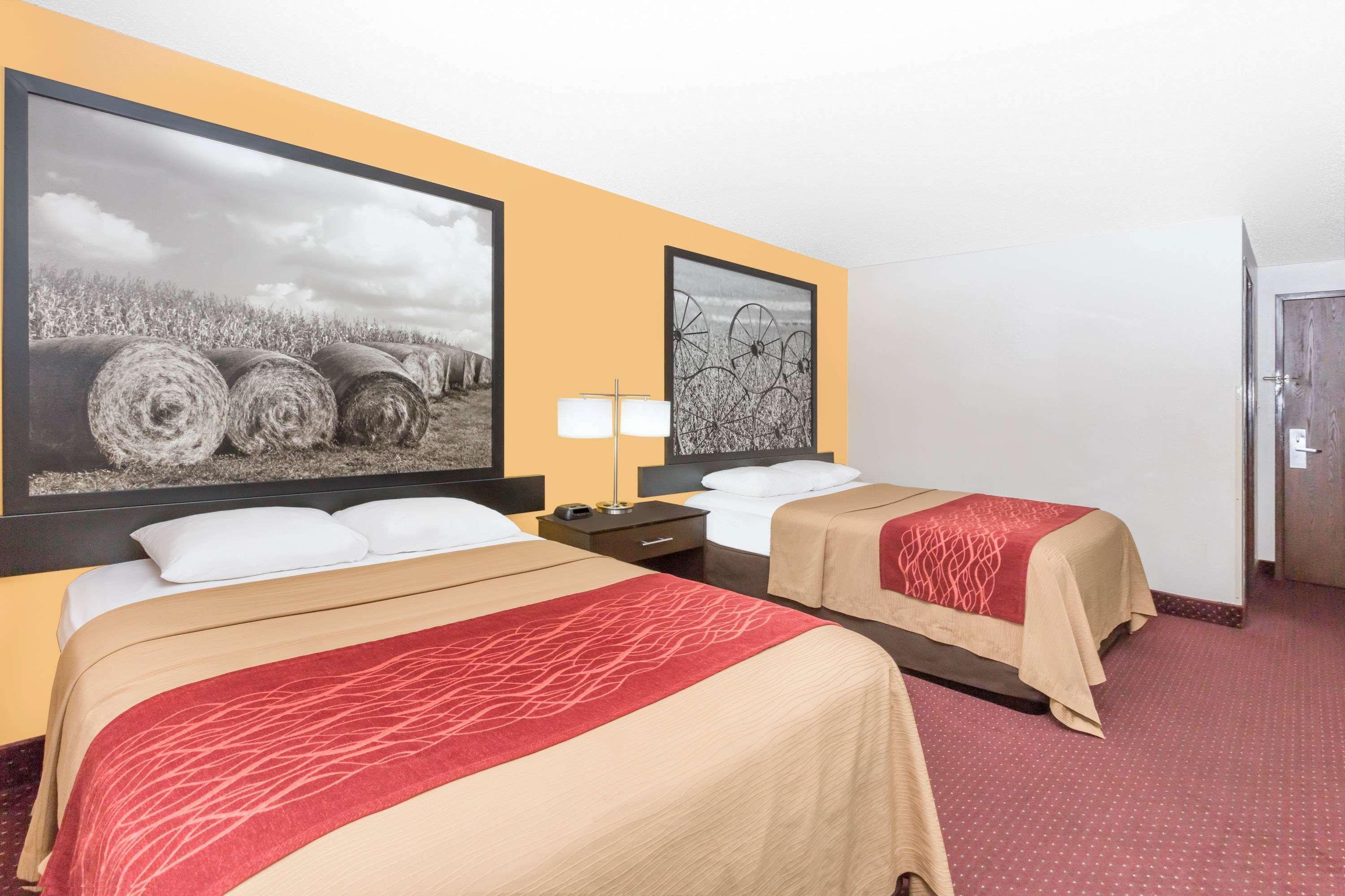 Hotel Super 8 By Wyndham Ames Esterno foto